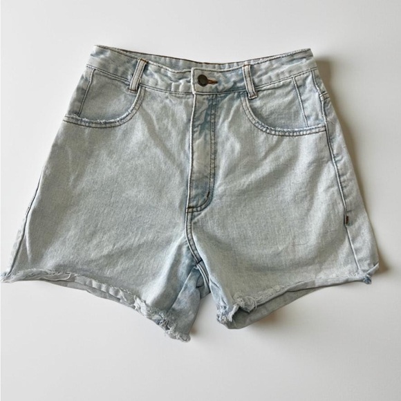 Billabong high waisted denim shorts - Picture 2 of 6